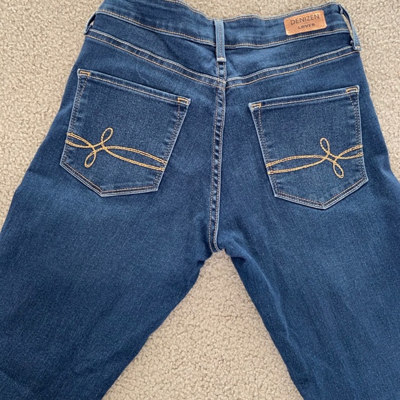 Denizen Jeans - Picture 8 of 11